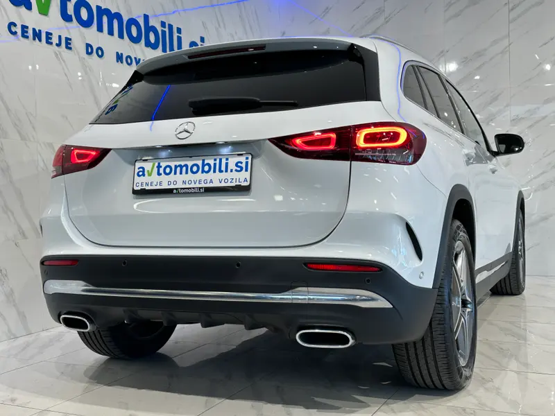 Mercedes-Benz GLA 200