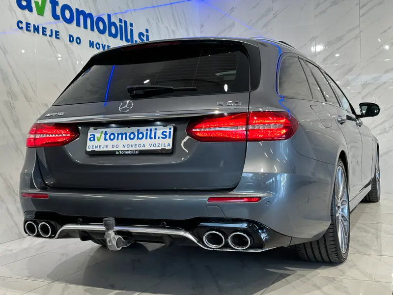 Mercedes-Benz E-Razred AMG 53