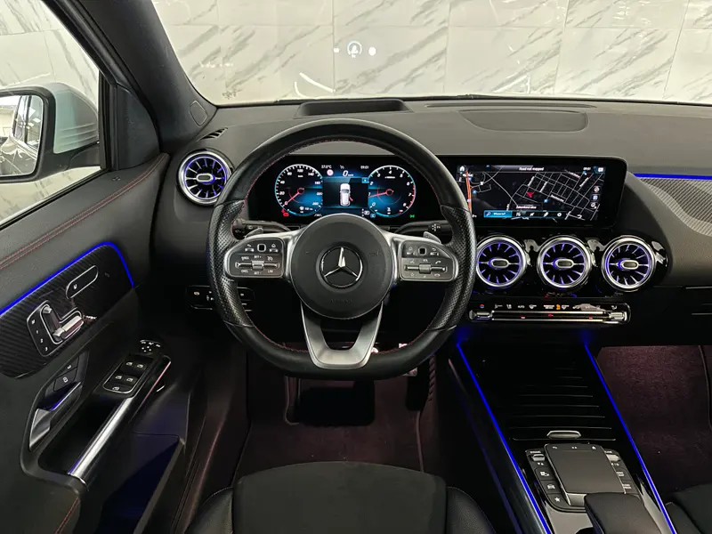 Mercedes-Benz GLA 200