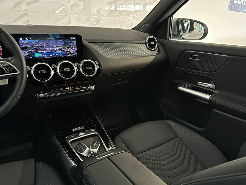 Mercedes-Benz GLA 180d