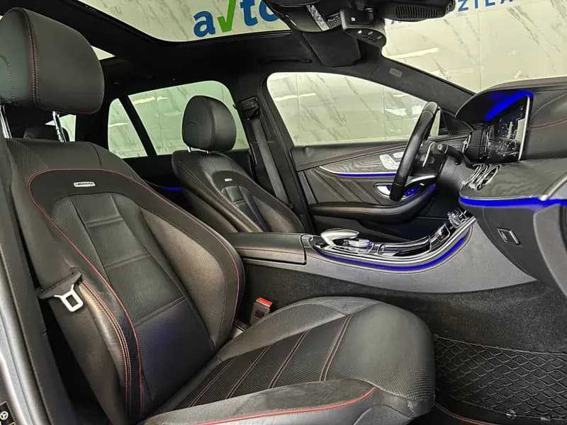 Mercedes-Benz E-Razred AMG 53