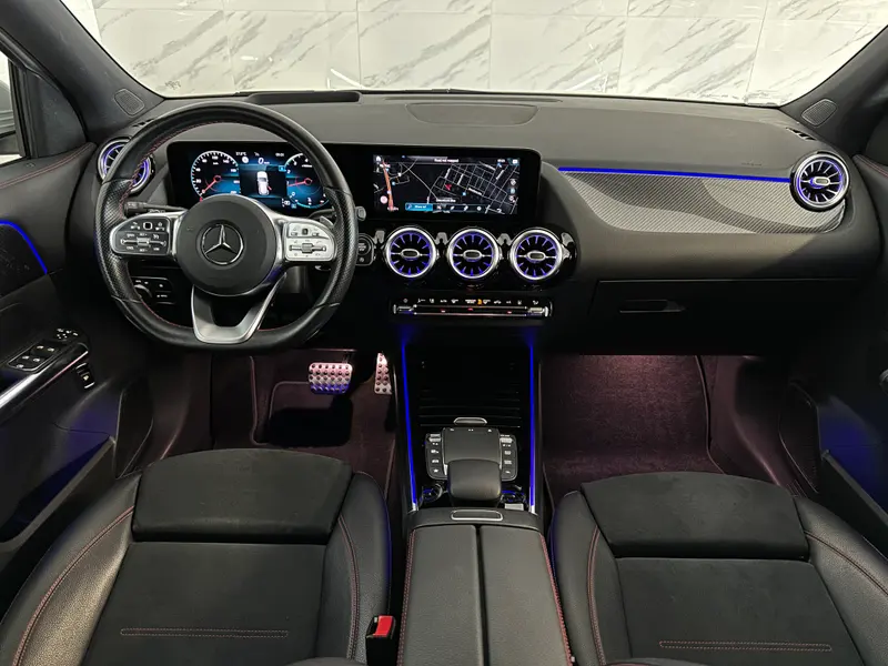 Mercedes-Benz GLA 200